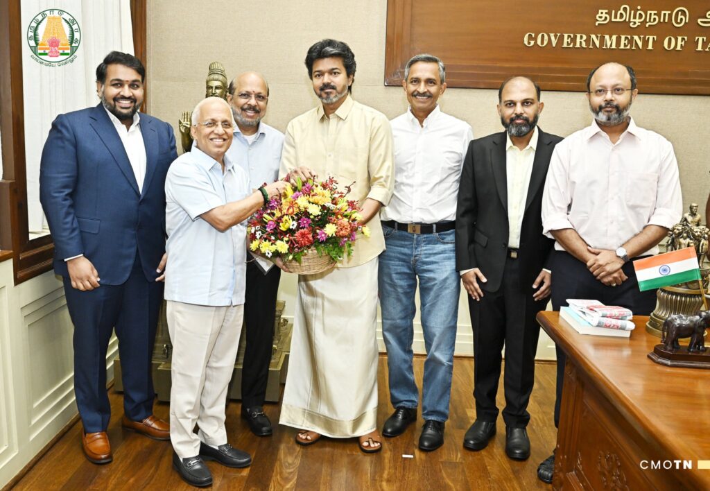 தினமலர் நாளிதழ் நிர்வாகிகள் தலைமைச் செயலகத்தில் முதலமைச்சர் ச. ஜோசப் விஜயை சந்தித்த நிகழ்வு