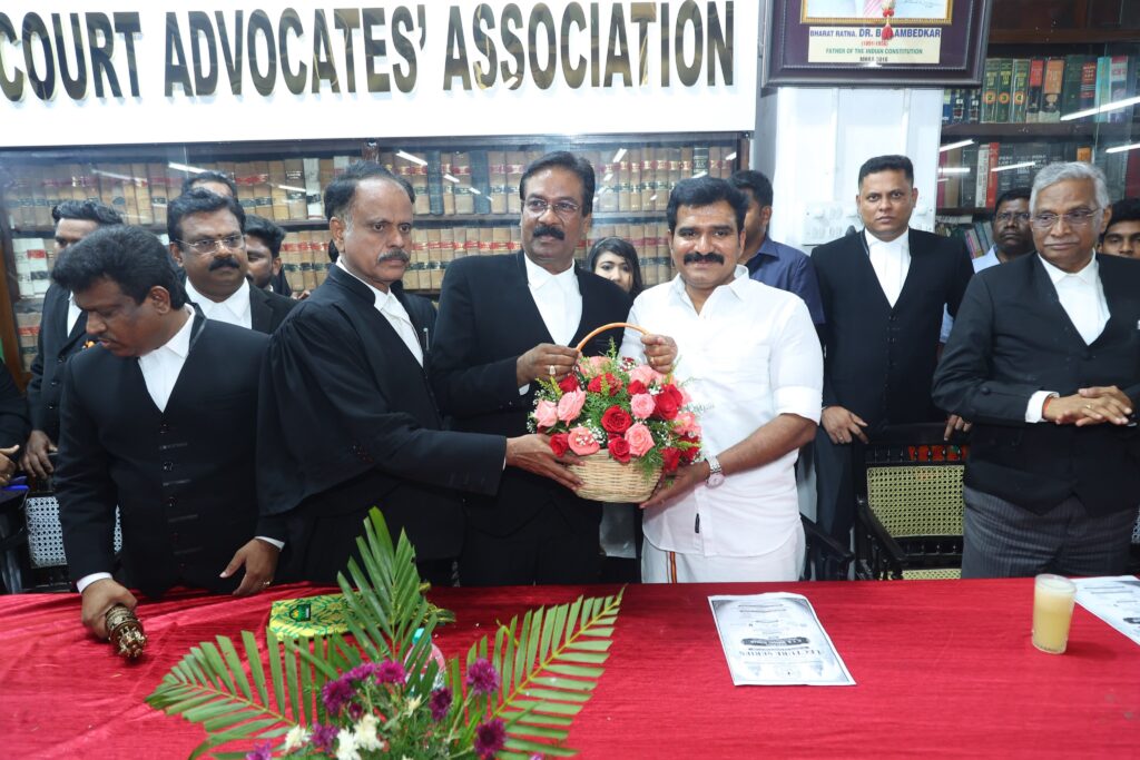 சென்னை உயர்நீதிமன்ற MHAA அரங்கில் வழக்கறிஞர்கள் சங்கத்தின் சொற்பொழிவுத் தொடர் நிகழ்ச்சியை தொடங்கி வைத்து உரையாற்றிய CTR நிர்மல் குமார்