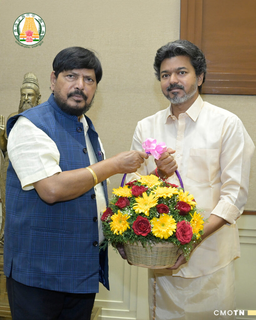 ஒன்றிய இணை அமைச்சர் ராம்தாஸ் அத்தாவலே முதலமைச்சர் ச. ஜோசப் விஜயை சந்தித்தார்